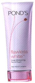 Pond’s Flawess White Deep Whitening Facial Foam