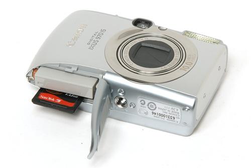 Canon-Digital IXUS 970 IS Battery/Memory Card Slot