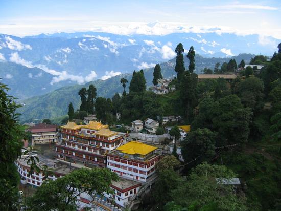 a view of the valley in darjeeling