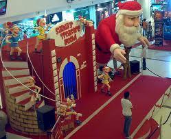 Oberoi Mall during Christmas