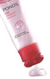 Pond’s Age Miracle Facial Foam