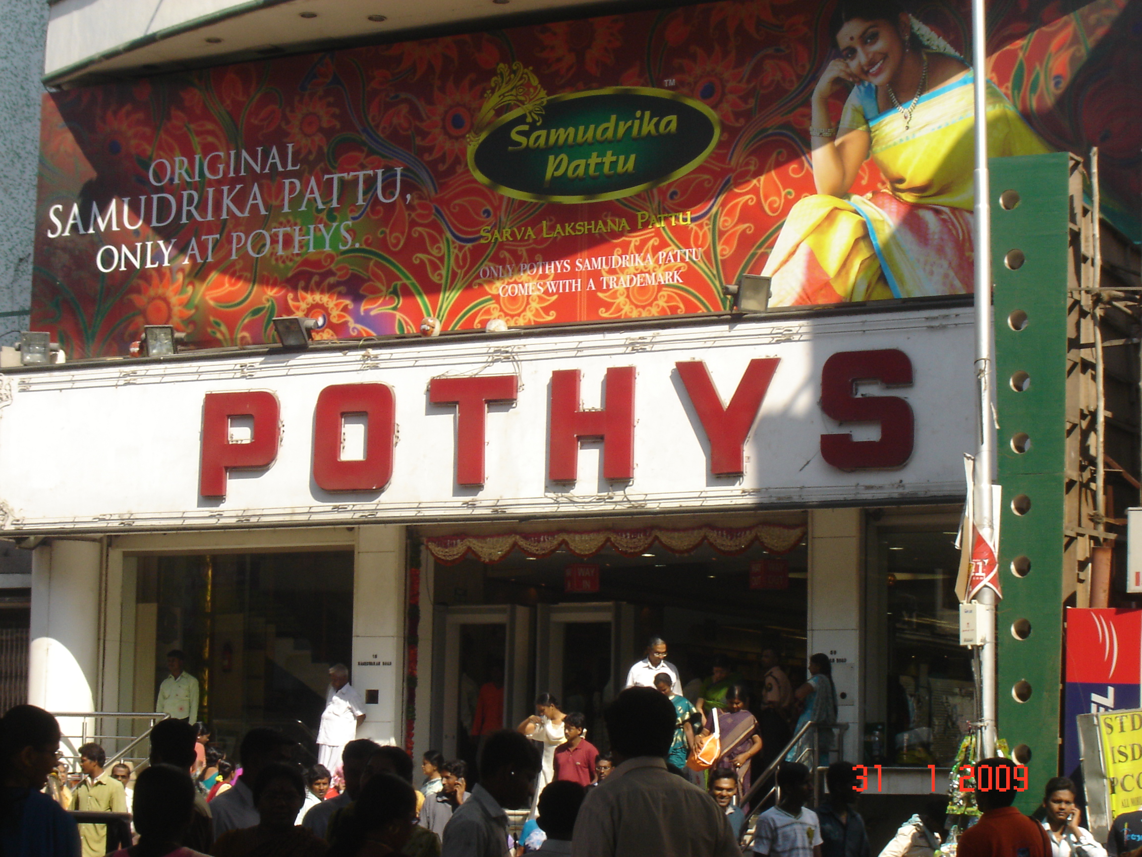 Pothys