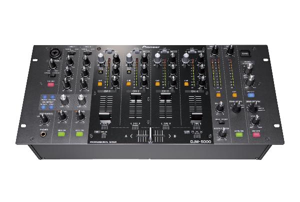 DJM-5000 angleview