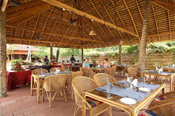 Restaurant at Cocobay Resort