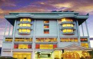 Hotel Abad Plaza at Cochin