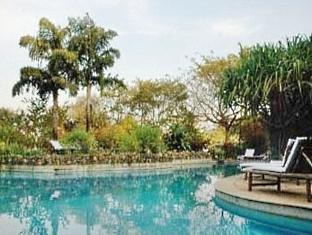  a view of the swimming pool at Laguna Anjuna