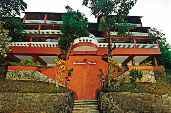 Front view of Greeshmam Resort