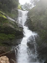 Iruppu Waterfalls