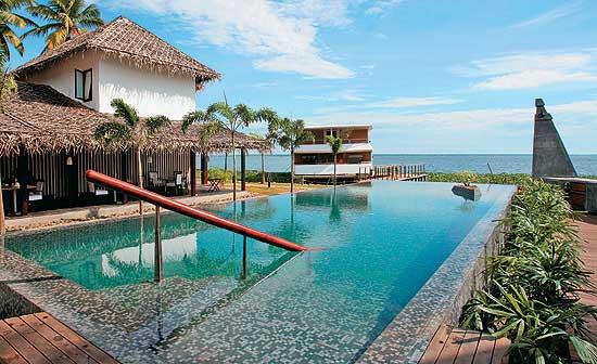 Aqua Pool in The Park on the Vembanad Lake