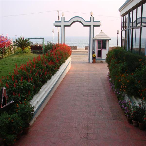entrance puri resort