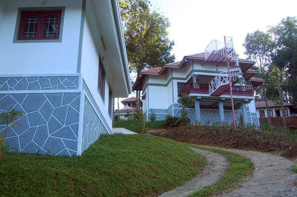 Another view of the Birds Valley Resort, Munnar