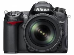 Nikon D7000 front view