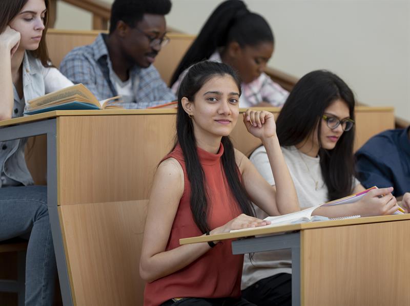 close-up-students-indoors (1)